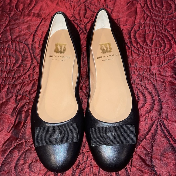 Bruno Magli Black Leather Bow Ballet Flat Women’s SZ 38 1/2 - Picture 5 of 5